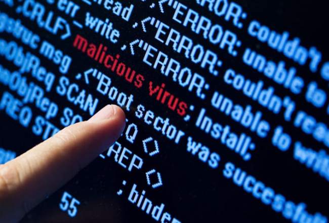 Virus vào máy tính thông qua các email tự động